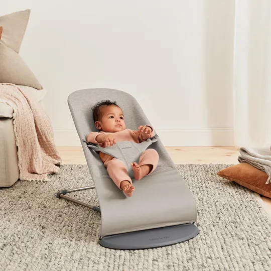 BabyBjörn Wipstoeltje Bliss – 3D Jersey – Zandgrijs