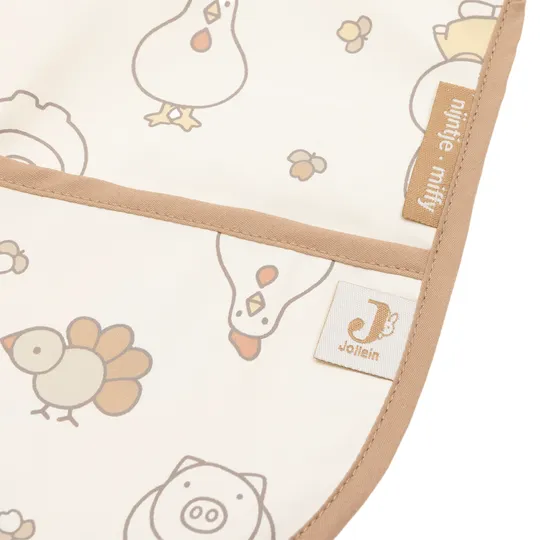 Jollein Slab Waterproof - Miffy Family Farm - Met Mouwen