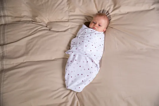 Bo Jungle Baby Wrap Lovely Hearts Small