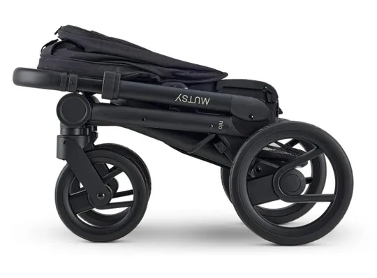 Mutsy Nio Kinderwagen - Black Frame