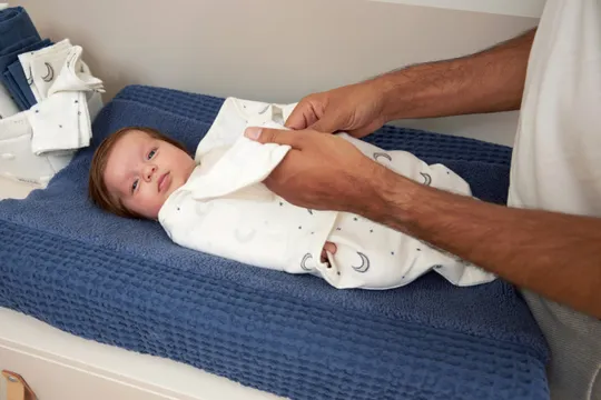 Meyco SwaddleMeyco Moon Indigo 4-6 Maanden 

