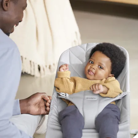 BabyBjörn Bliss Wipstoel - Geweven Kroonblad Quilt