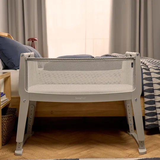 Snuz Bedside Crib SnuzPod Studio