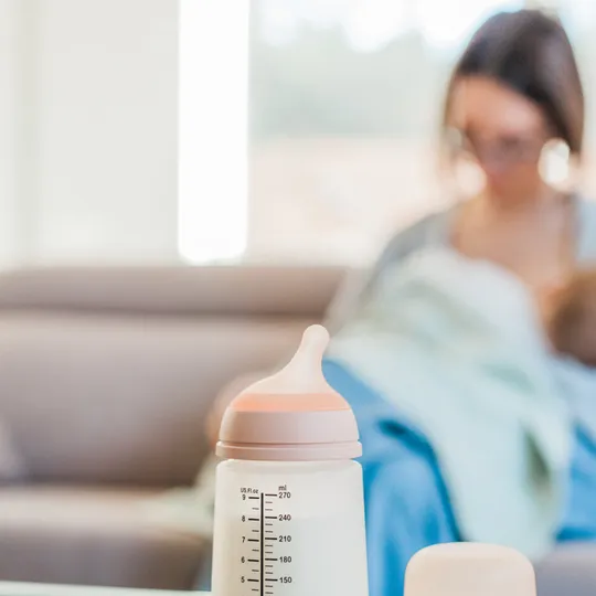 Suavinex Zero Zero Anti-Koliek Fles - Medium Flow - 270ml - Fair