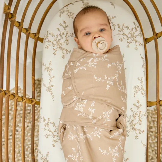 Meyco Baby SwaddleMeyco Inbakerdoek Gevoerd Branches Sand 0-3 Maanden
