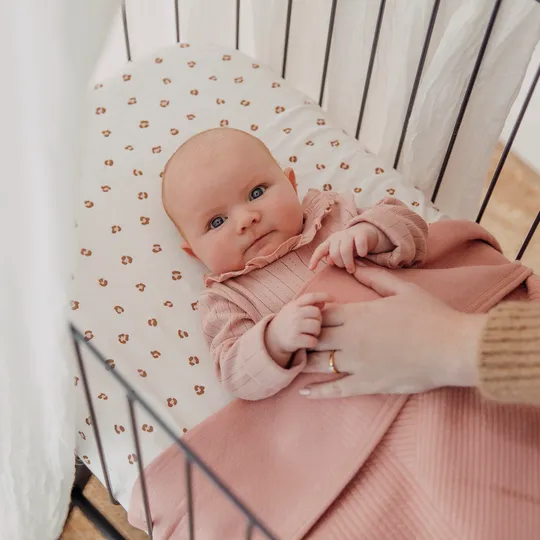 Meyco Hoeslaken Print - 60 x 120 cm - Mini Panther Soft Pink