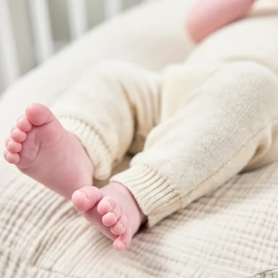 Meyco Baby Uni Relaxhoes Voedingskussen - Pre-Washed Hydrofiel 