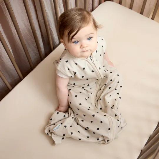 Meyco Baby Sweet Heart Zomerslaapzak - 110 cm - Soft Sand/Black