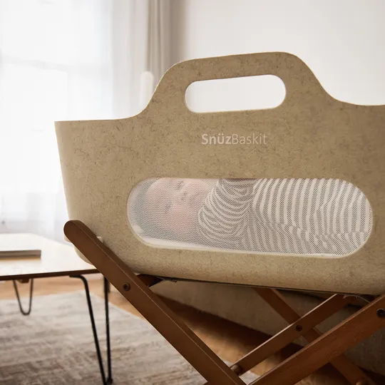 Snuz SnüzBaskit Moses Basket + Stand Set