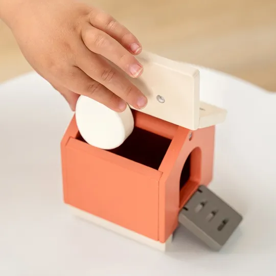 Done By Deer Speelset - Tiny Farm Clucky - Colour Mix