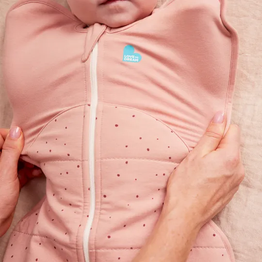 Love To Dream SwaddleUp™ 2.5 TOG - Fase 1 - Maat S - Rose Pebble 
