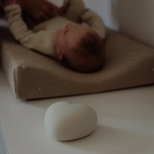 Flow Amsterdam Nursing Light Ruby