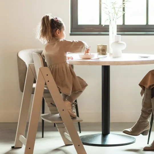 Kidsmill Up! Kinderstoel Incl. Houten Babyset