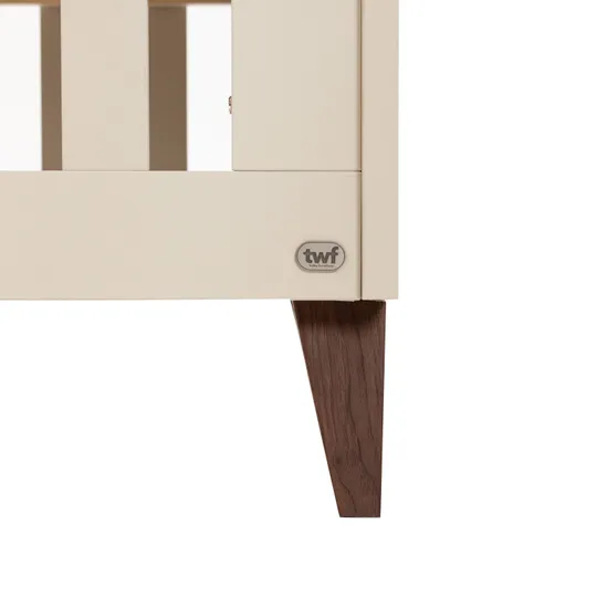 TWF Ledikant 70 x 140 Salerno Walnoot