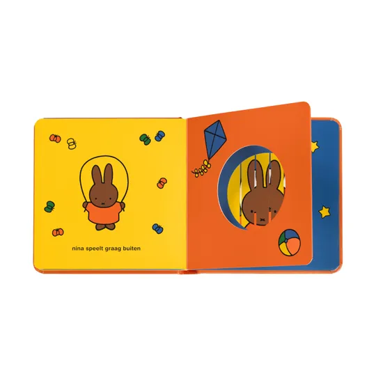 Nijntje Vensterboek - Oogjes Open, Oogjes Dicht