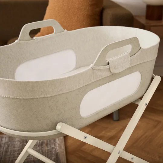 Snuz SnüzBaskit Moses Basket + Stand Set
