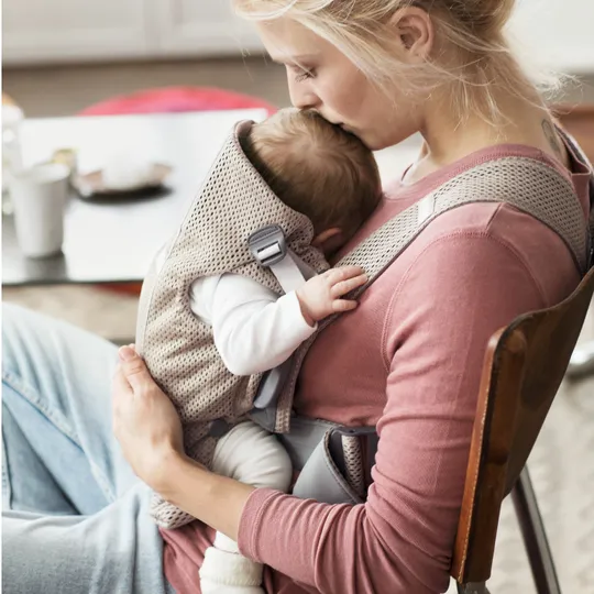 BabyBjörn Mini Draagzak - 3D-Mesh